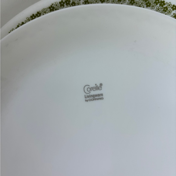 Corelle Plates Corelle Crazy Daisy Spring Blossom Dinner Plate - 2 plates dishes - Picture 2 of 3